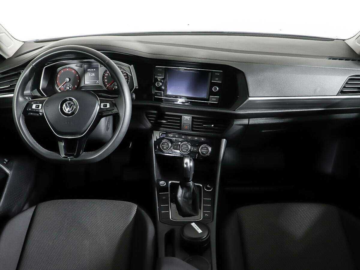 Купить Volkswagen Jetta с пробегом. Фото: #10