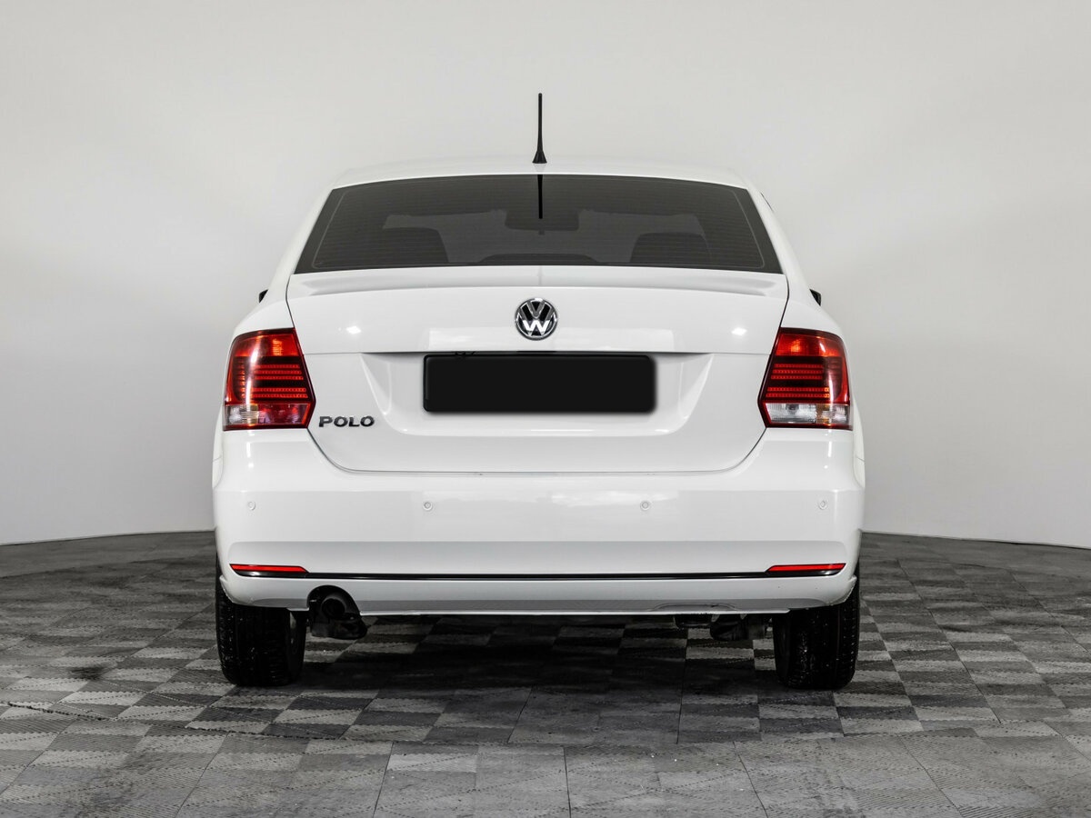 Купить Volkswagen Polo с пробегом. Фото: #4
