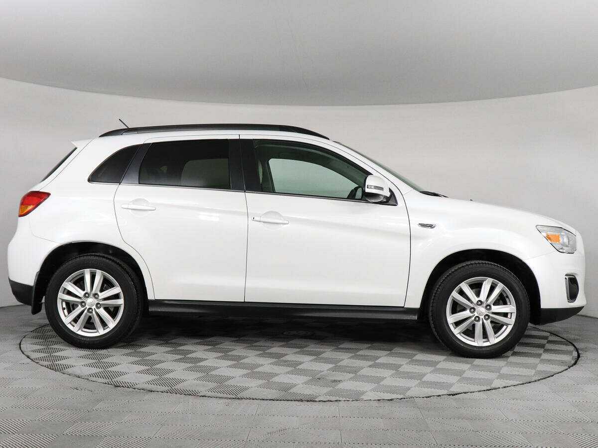 Купить Mitsubishi ASX с пробегом. Фото: #3