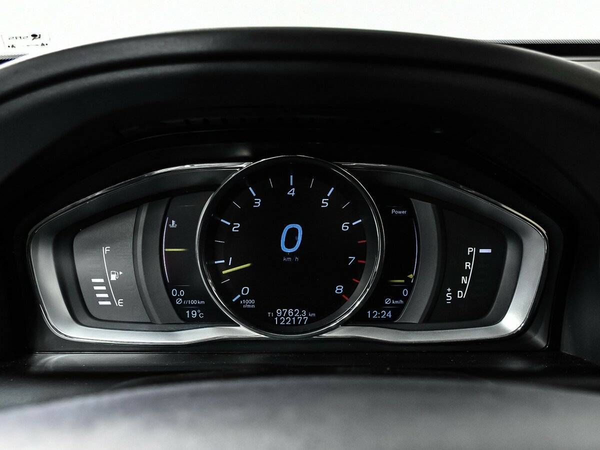 Купить Volvo XC60 с пробегом. Фото: #9