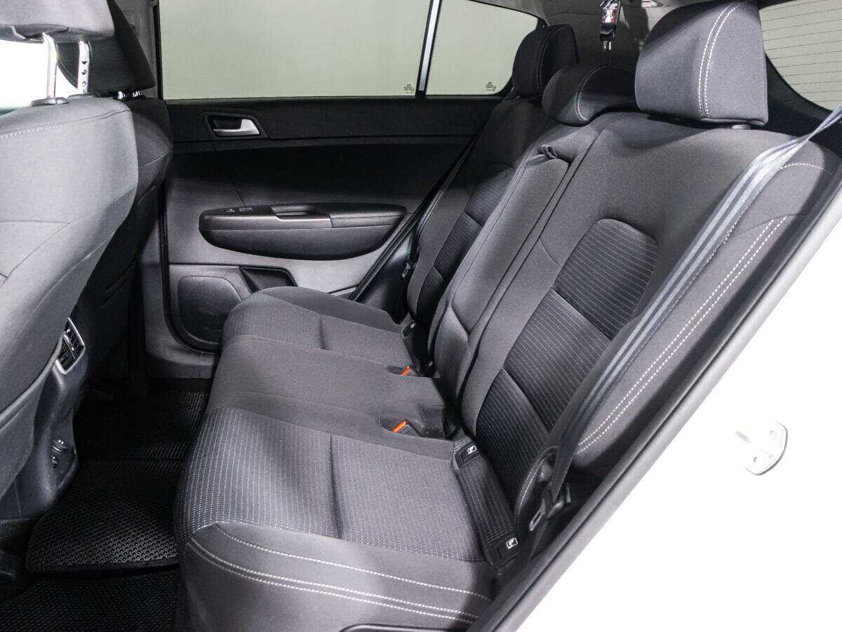 Купить Kia Sportage с пробегом. Фото: #9