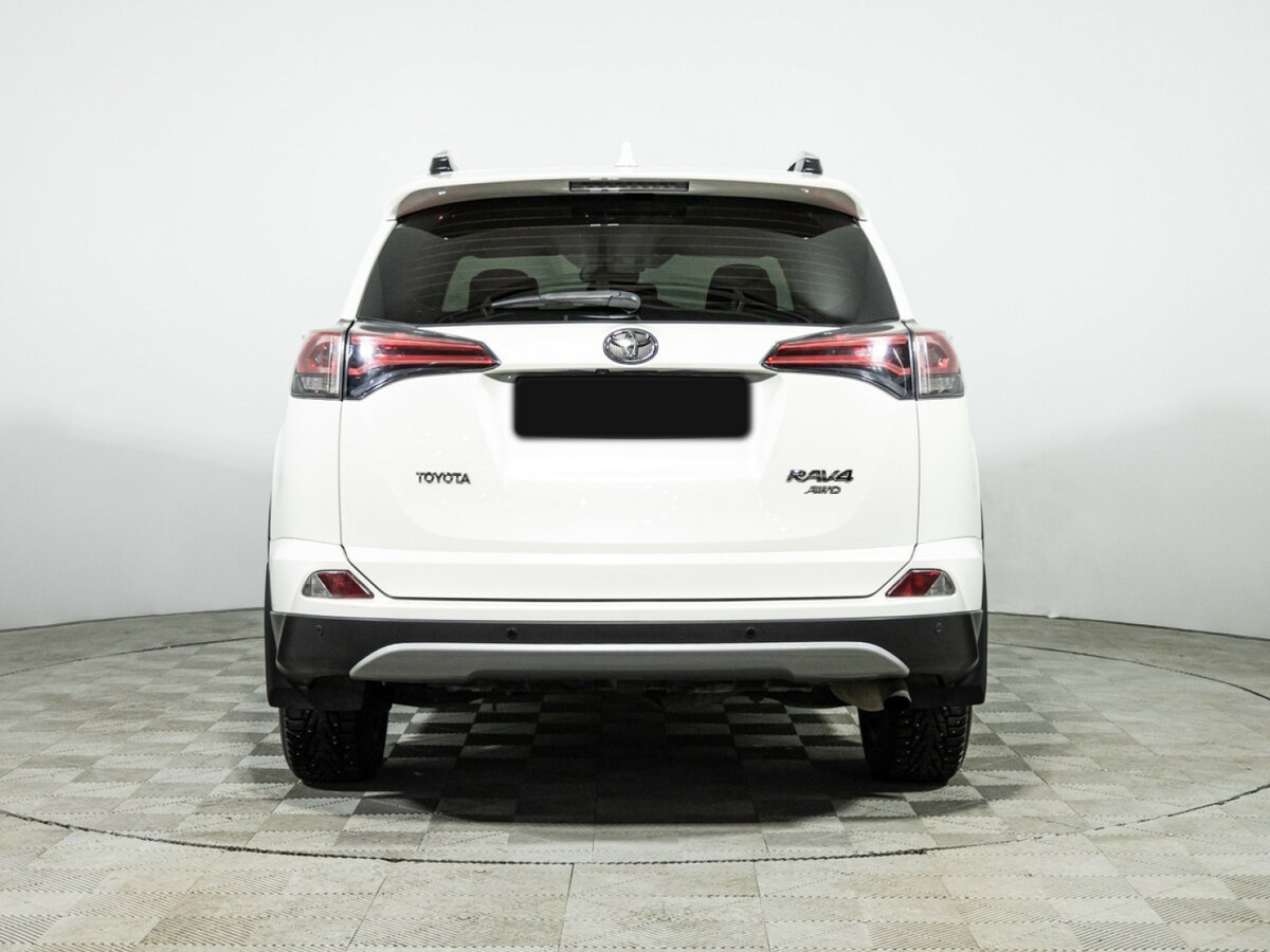 Купить Toyota RAV4 с пробегом. Фото: #4
