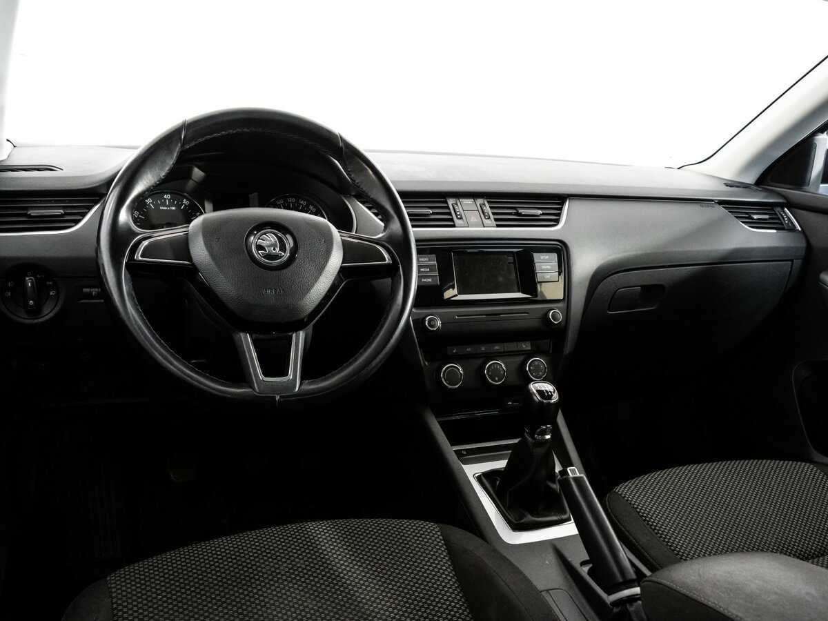 Купить Skoda Octavia с пробегом. Фото: #8