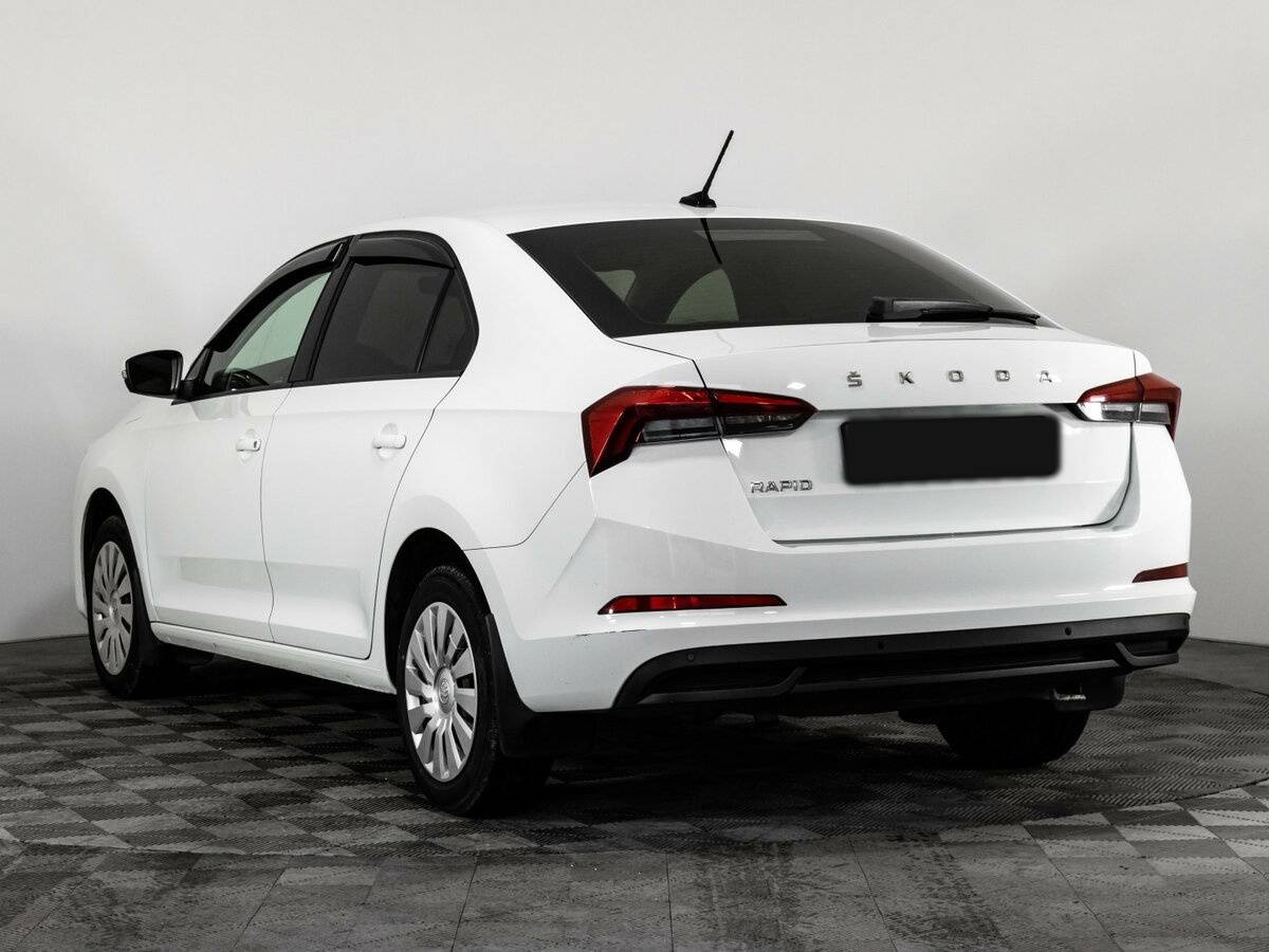 Купить Skoda Rapid с пробегом. Фото: #5