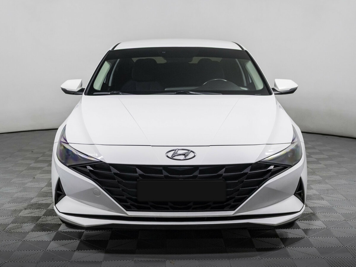 Купить Hyundai Elantra с пробегом. Фото: #1