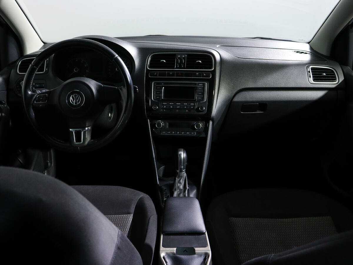 Купить Volkswagen Polo с пробегом. Фото: #10