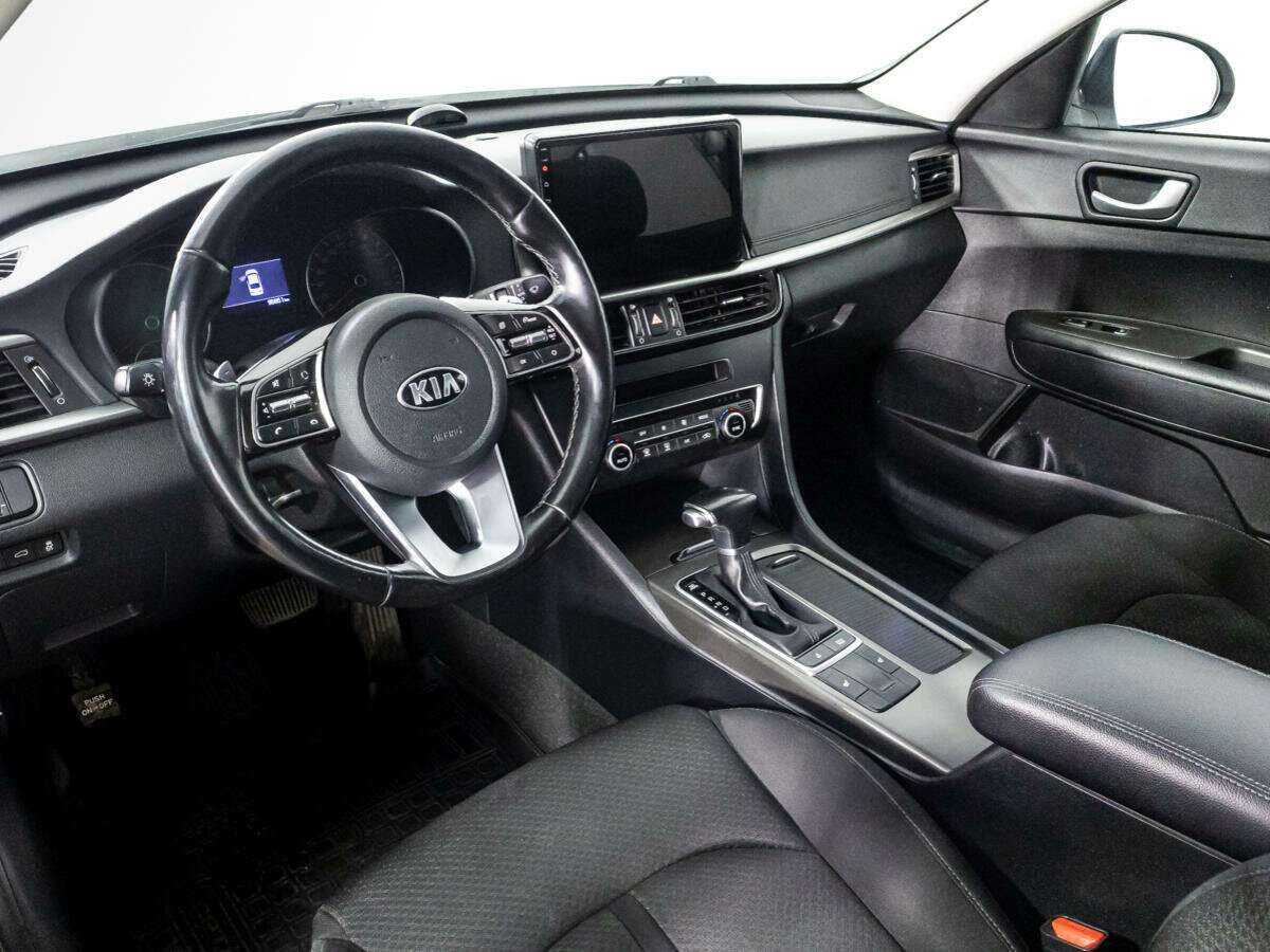 Купить Kia Optima с пробегом. Фото: #10