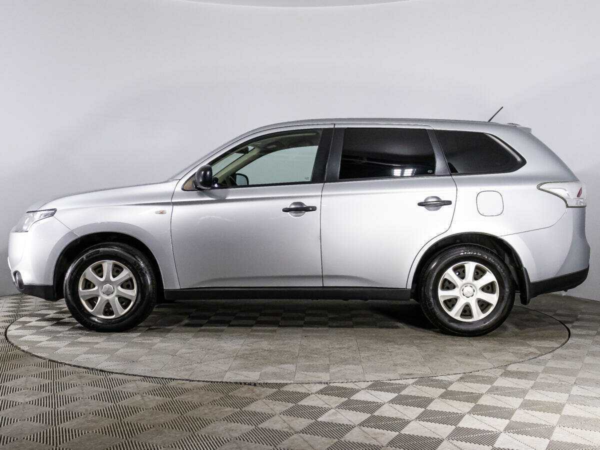 Купить Mitsubishi Outlander с пробегом. Фото: #7