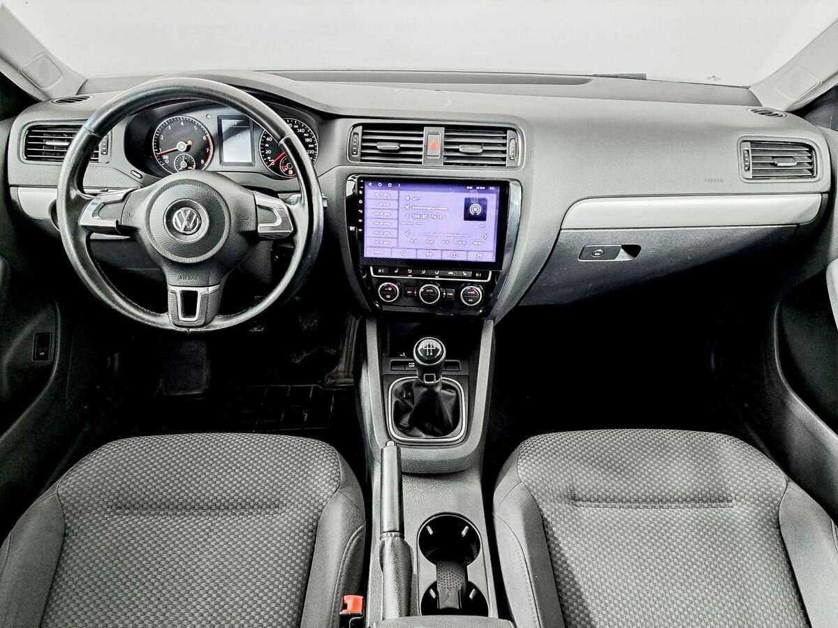 Купить Volkswagen Jetta с пробегом. Фото: #11