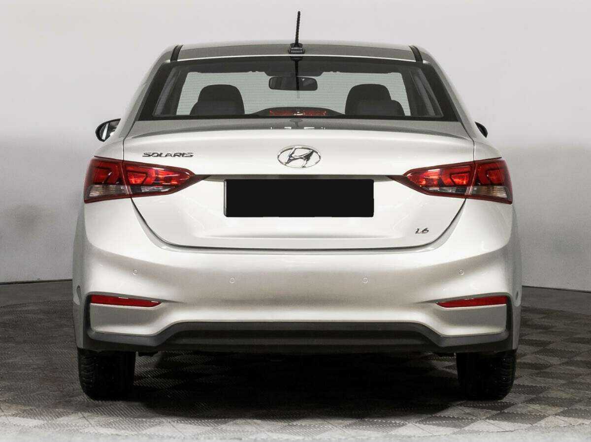 Купить Hyundai Solaris с пробегом. Фото: #5