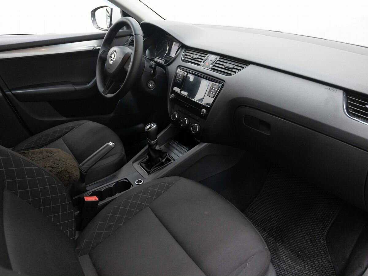 Купить Skoda Octavia с пробегом. Фото: #11
