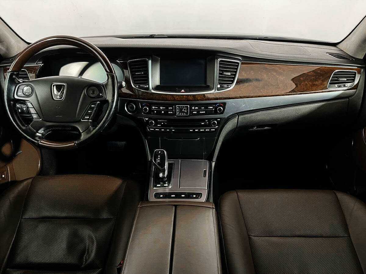 Купить Hyundai Equus с пробегом. Фото: #12