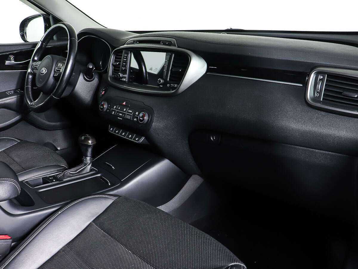 Купить Kia Sorento с пробегом. Фото: #7