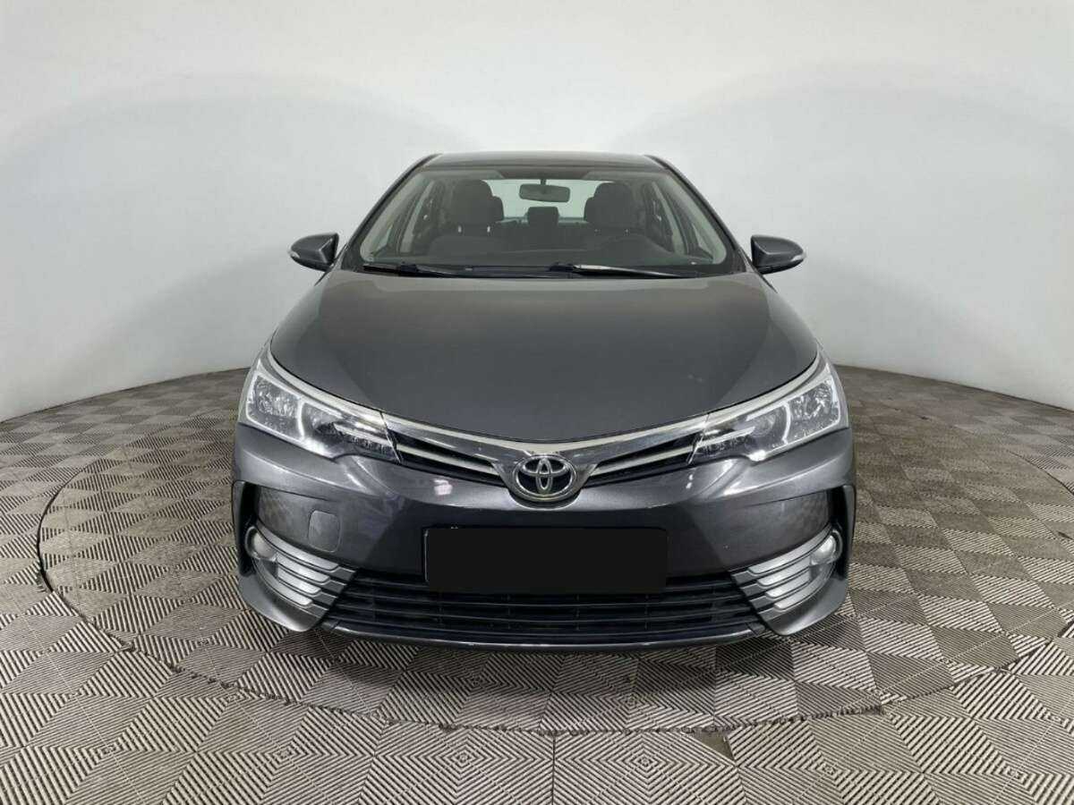 Купить Toyota Corolla с пробегом. Фото: #1