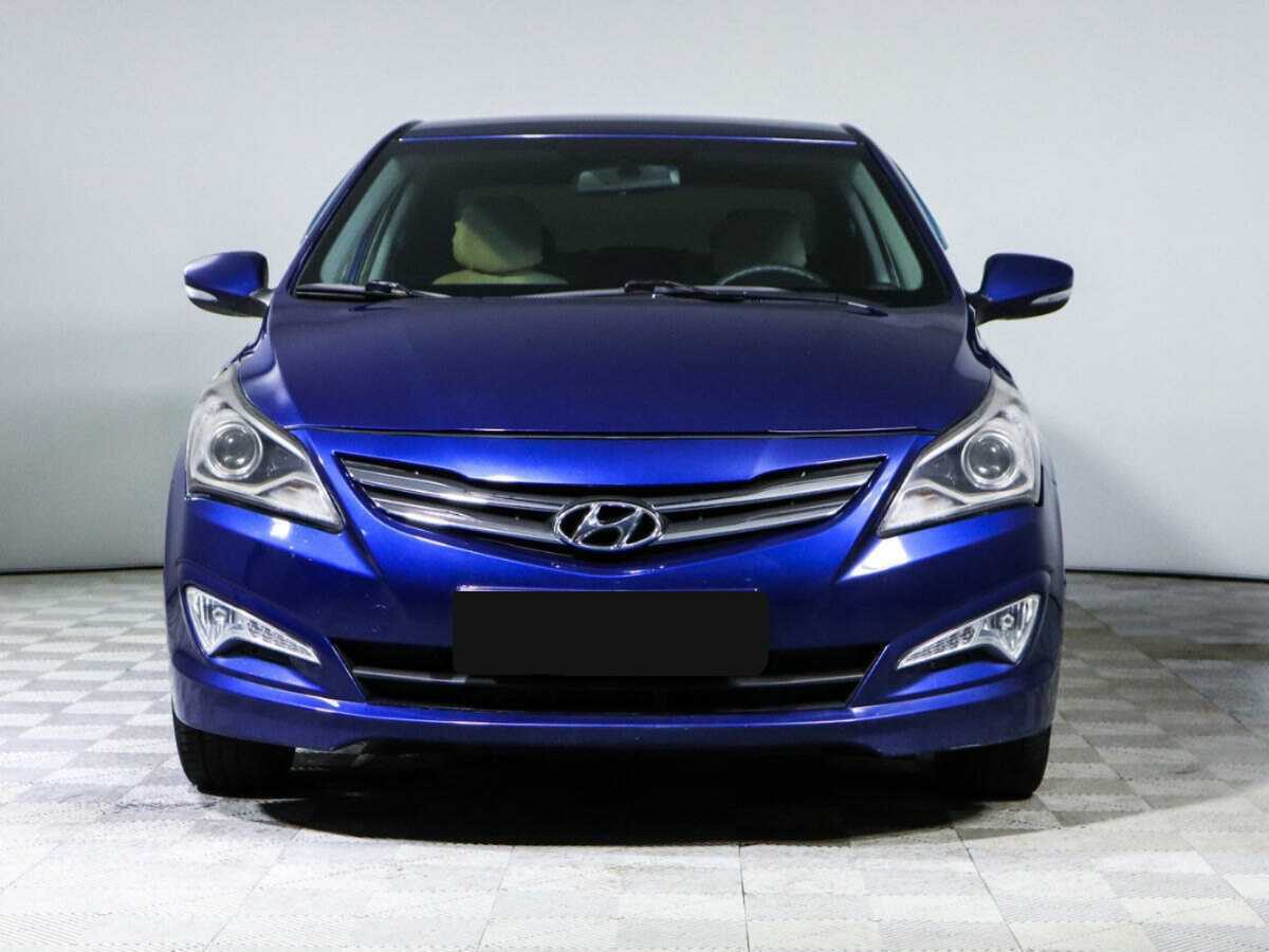 Купить Hyundai Solaris с пробегом. Фото: #1
