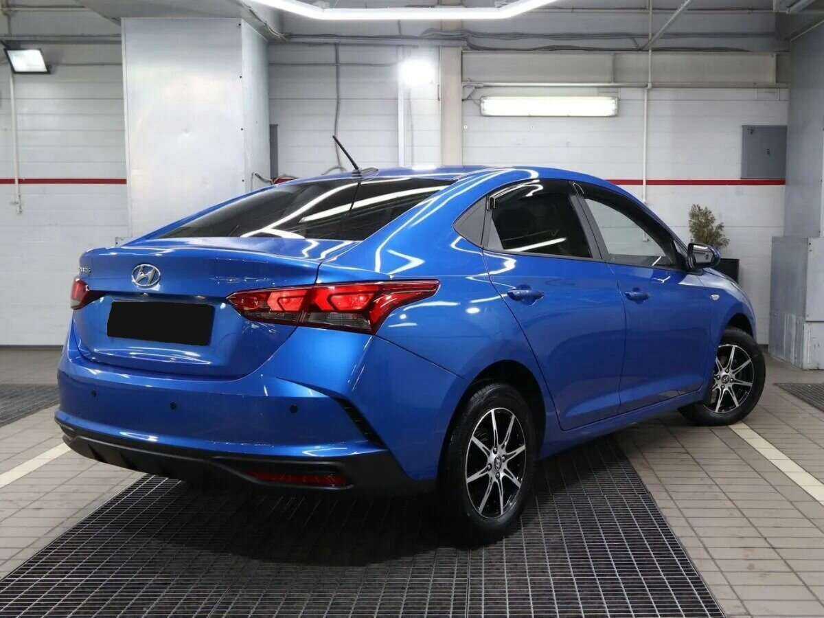Купить Hyundai Solaris с пробегом. Фото: #1
