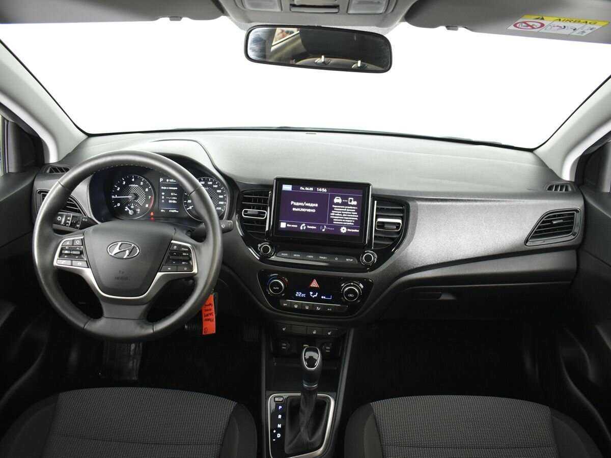 Купить Hyundai Solaris с пробегом. Фото: #7