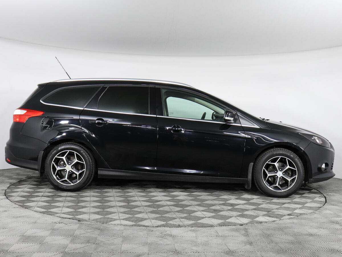 Купить Ford Focus с пробегом. Фото: #3