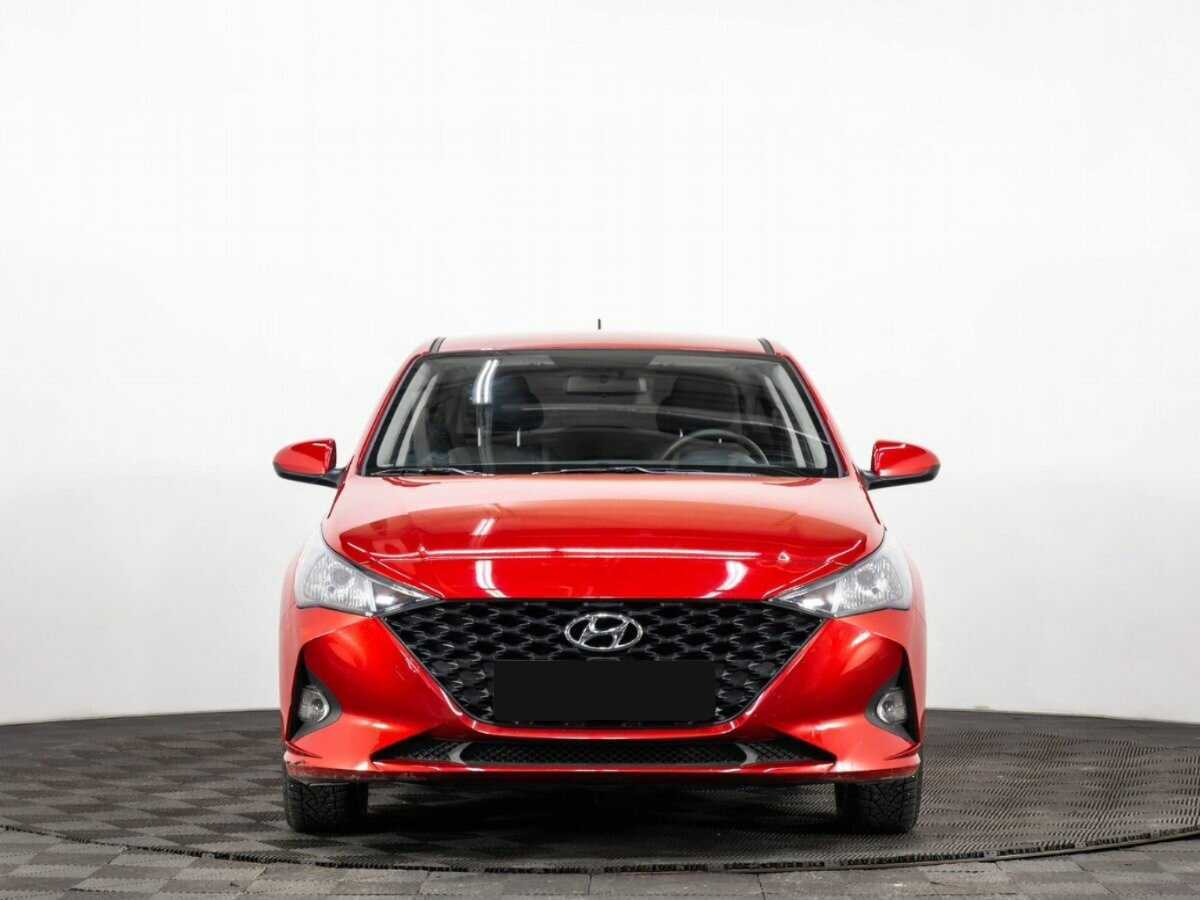 Купить Hyundai Solaris с пробегом. Фото: #1