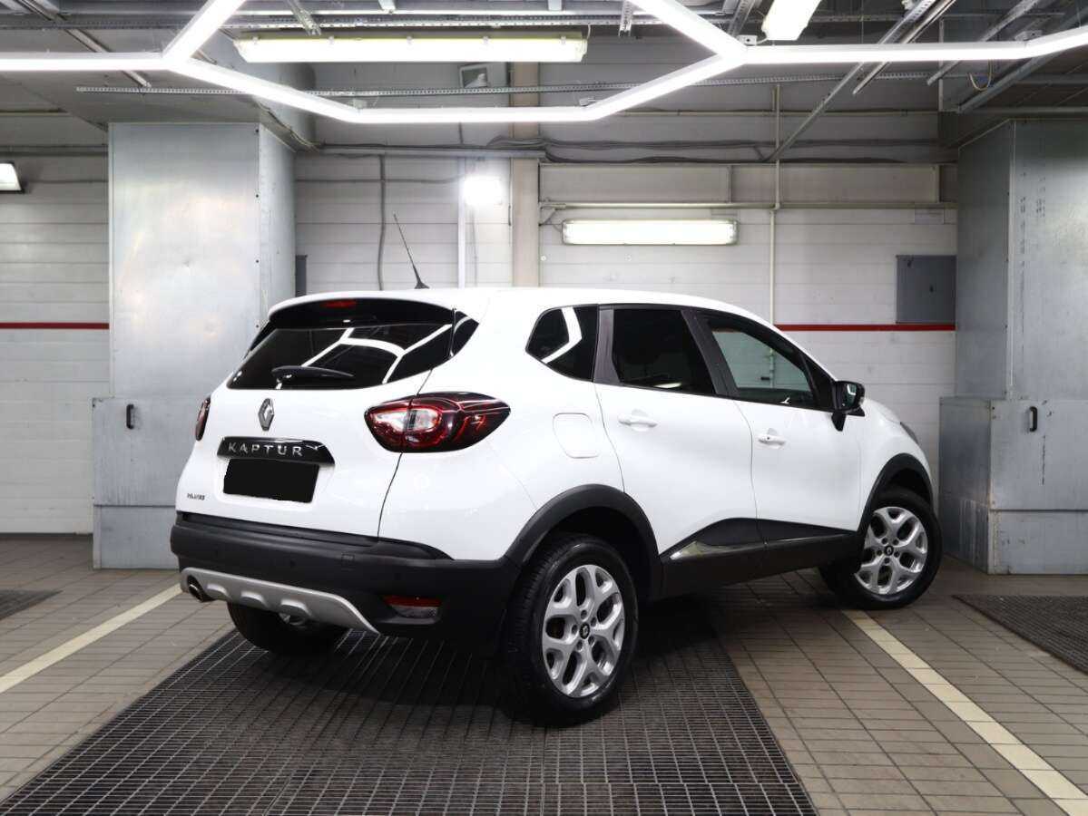 Купить Renault Kaptur с пробегом. Фото: #1