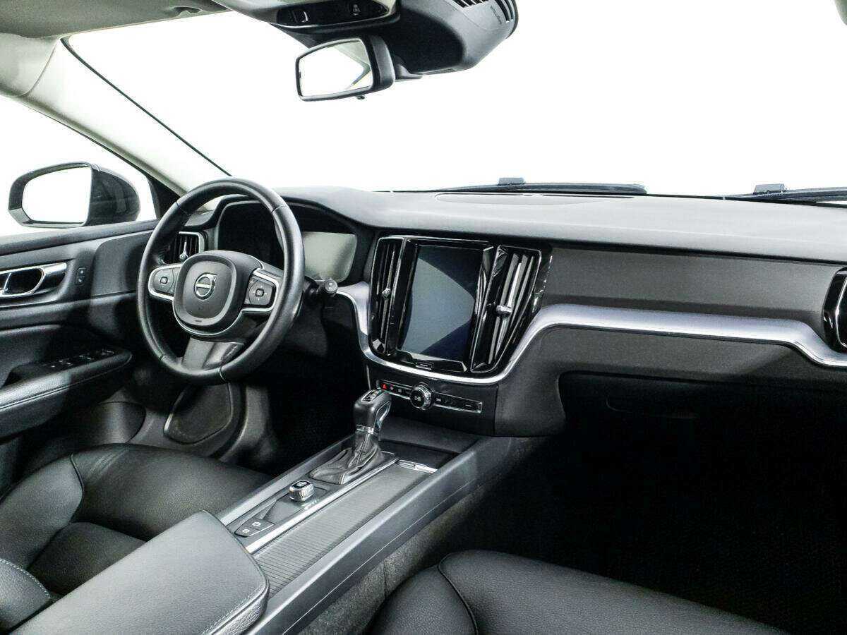 Купить Volvo V60 с пробегом. Фото: #8