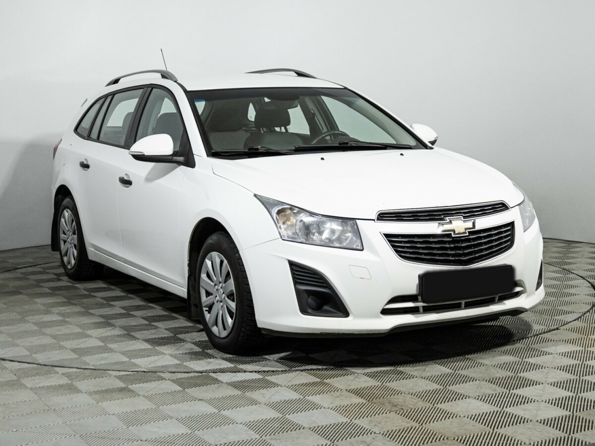 Купить Chevrolet Cruze с пробегом. Фото: #2