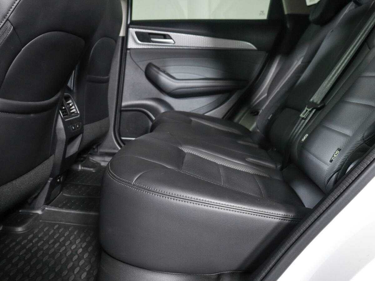 Купить Haval F7 с пробегом. Фото: #8