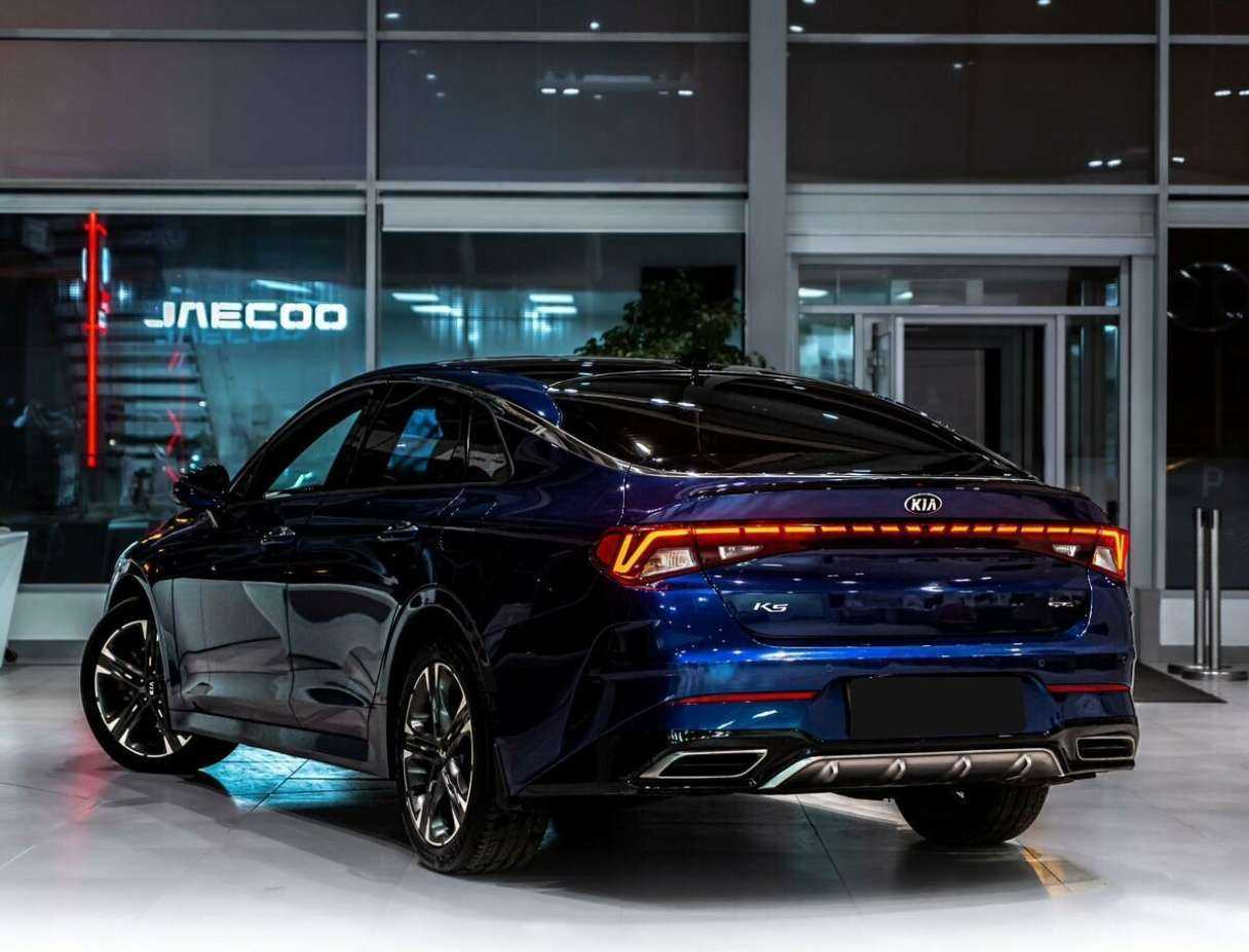 Купить Kia K5 с пробегом. Фото: #3