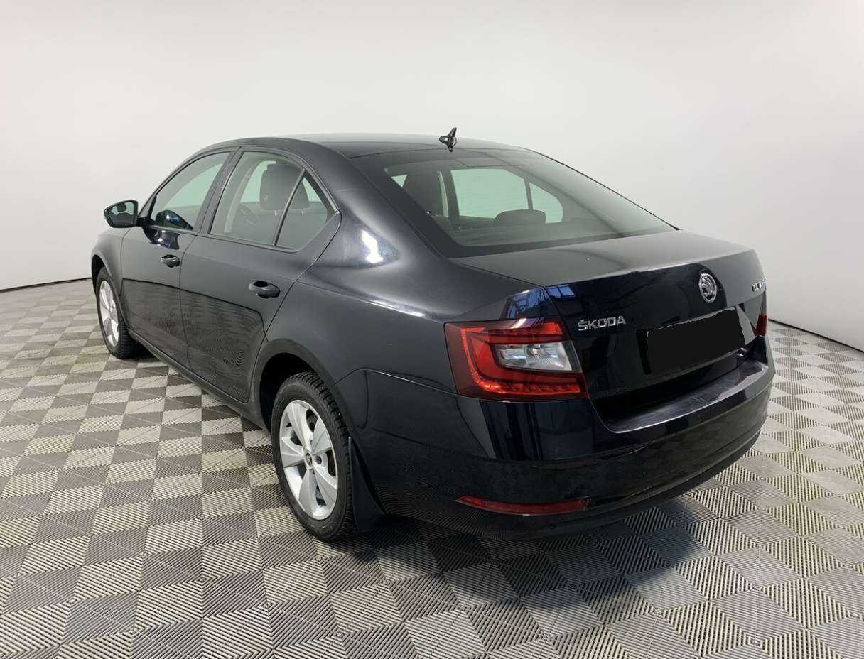 Купить Skoda Octavia с пробегом. Фото: #5