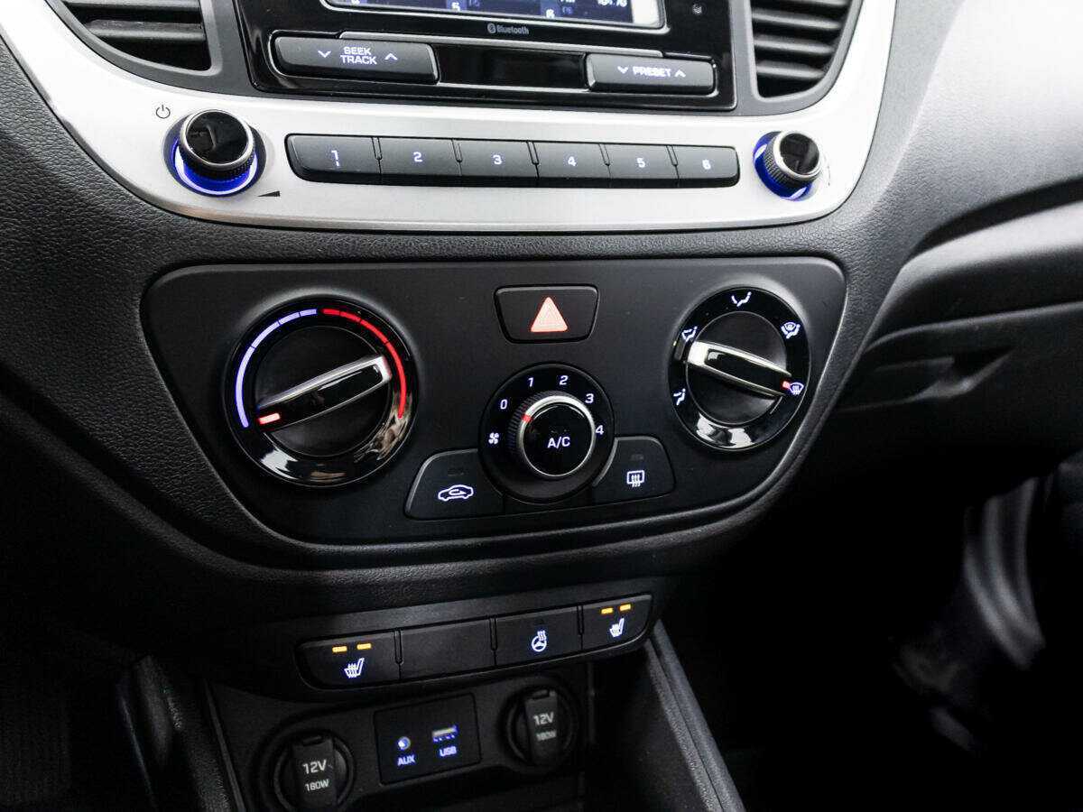 Купить Hyundai Solaris с пробегом. Фото: #15