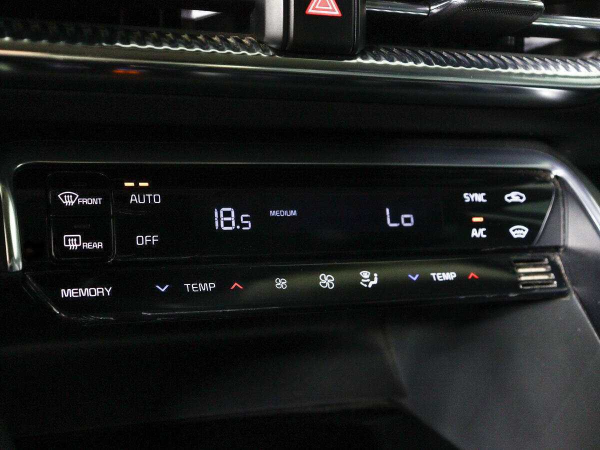 Купить Kia K5 с пробегом. Фото: #16