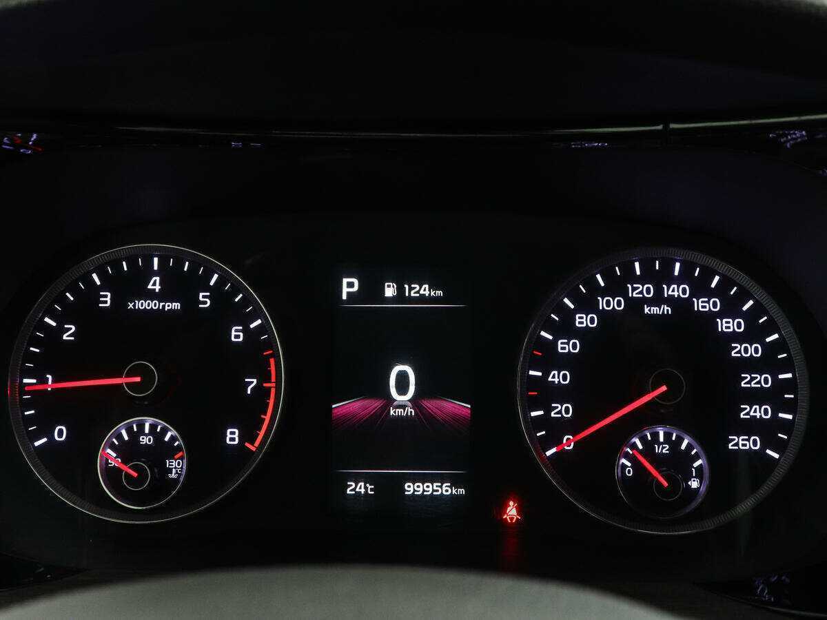 Купить Kia K5 с пробегом. Фото: #11