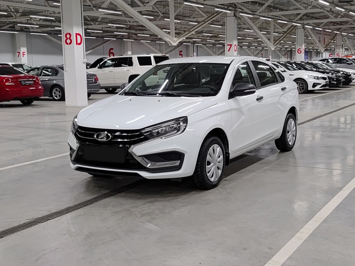 Купить Lada (ВАЗ) Vesta с пробегом. Фото: #0