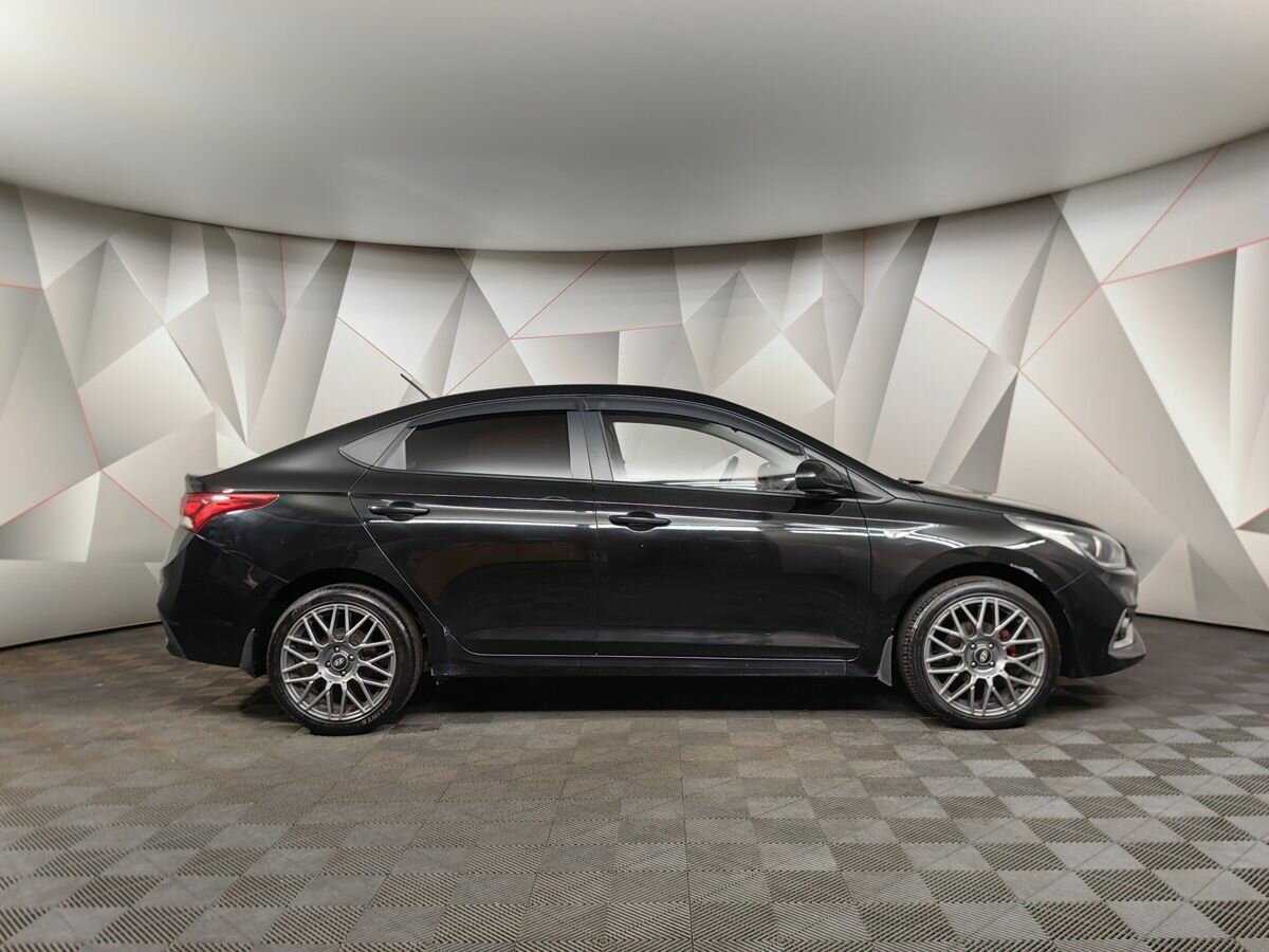 Купить Hyundai Solaris с пробегом. Фото: #5