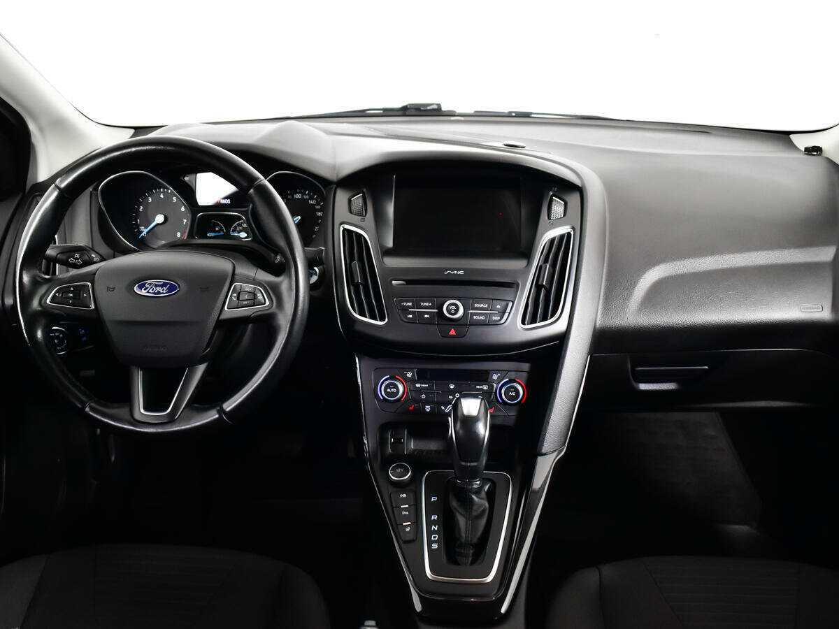 Купить Ford Focus с пробегом. Фото: #11