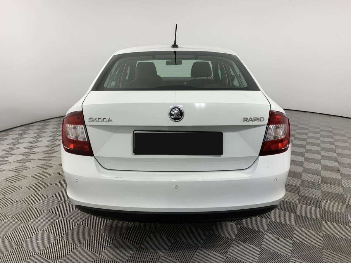 Купить Skoda Rapid с пробегом. Фото: #5