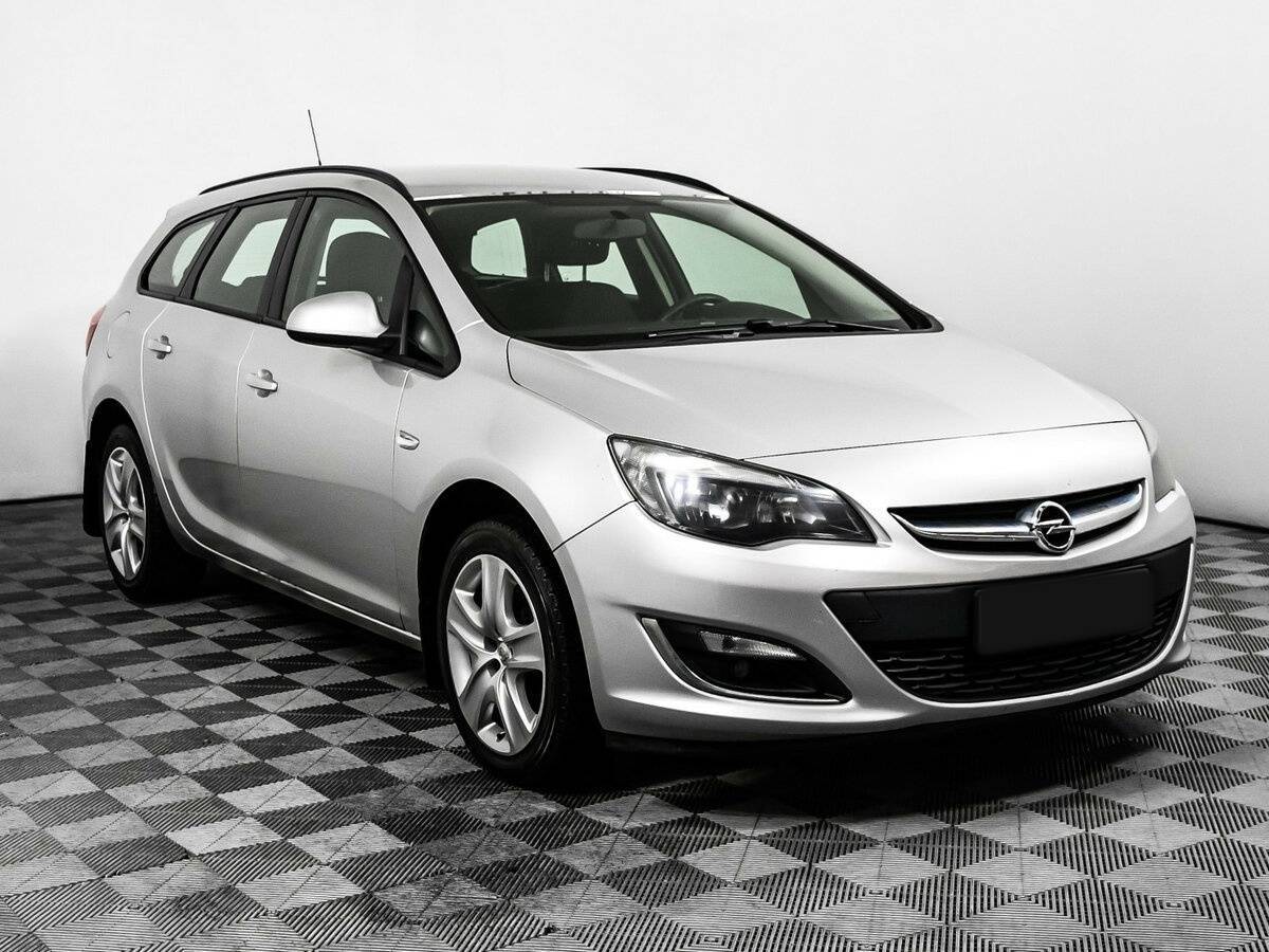 Купить Opel Astra с пробегом. Фото: #2