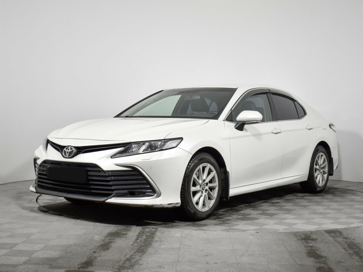 Купить Toyota Camry с пробегом. Посмотреть фото