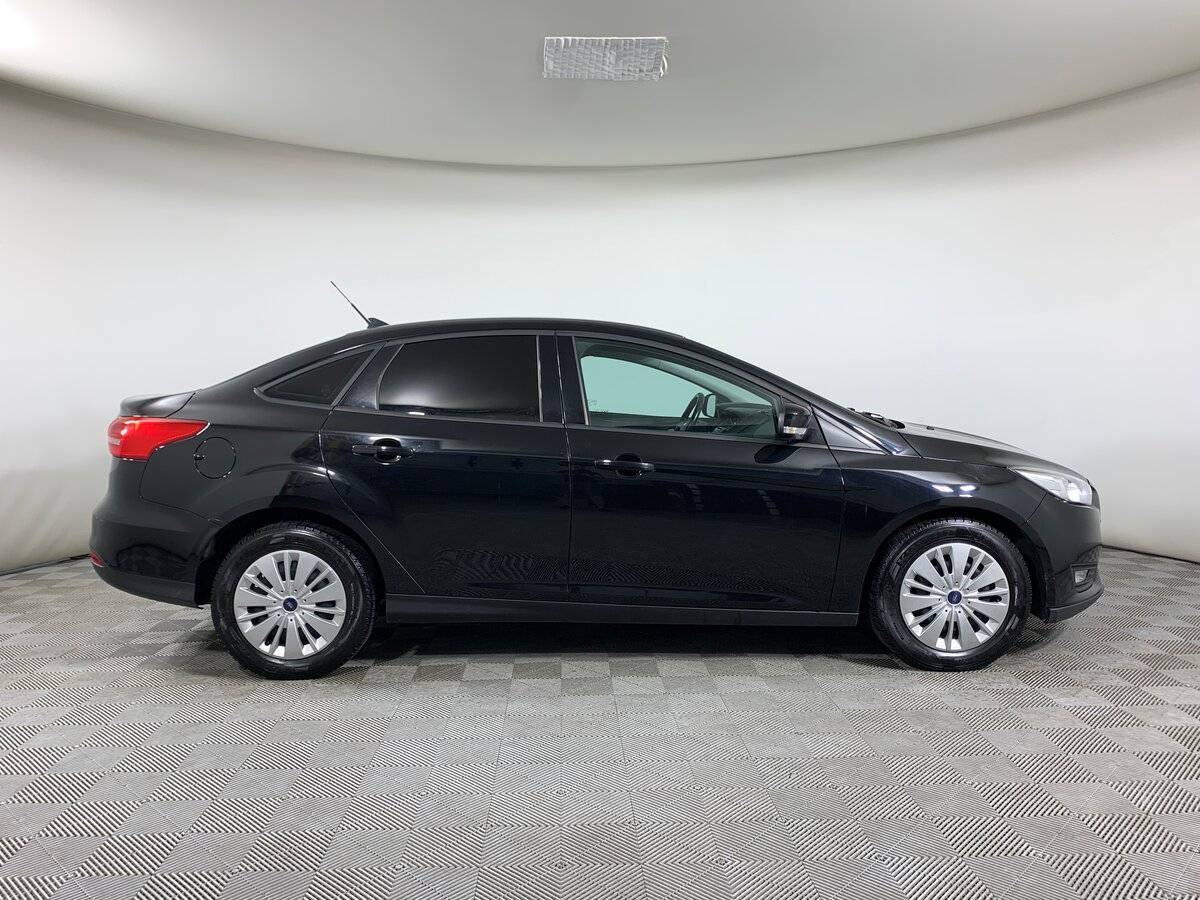 Купить Ford Focus с пробегом. Фото: #3