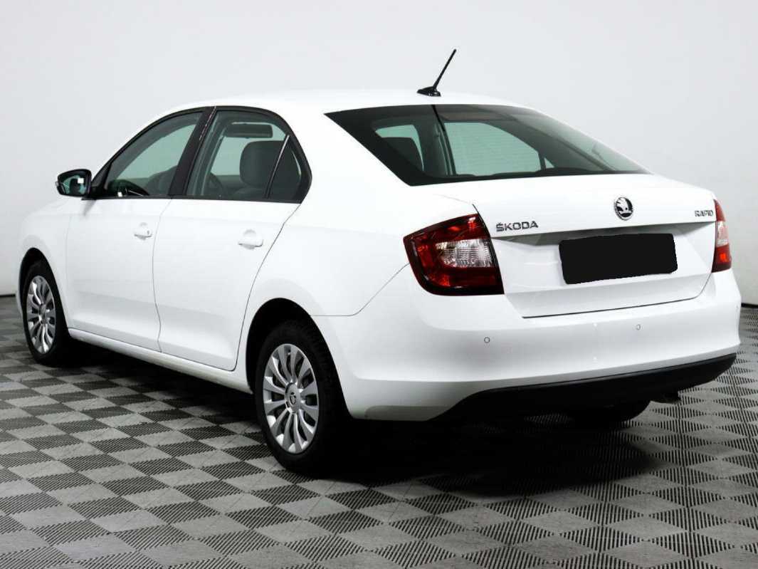 Купить Skoda Rapid с пробегом. Фото: #6