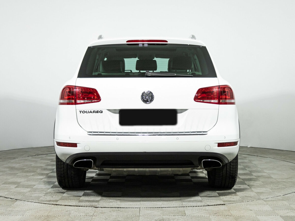 Купить Volkswagen Touareg с пробегом. Фото: #4