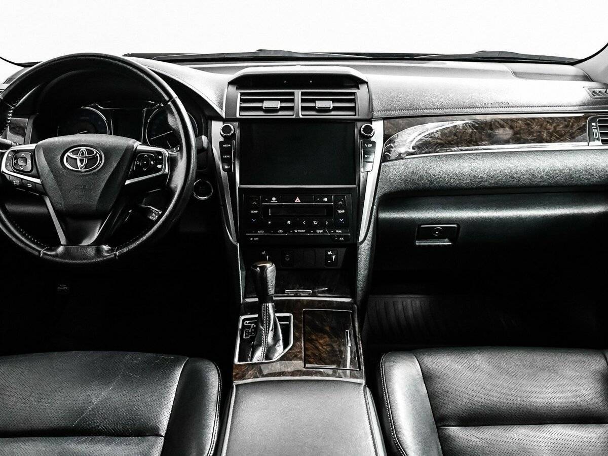 Купить Toyota Camry с пробегом. Фото: #9