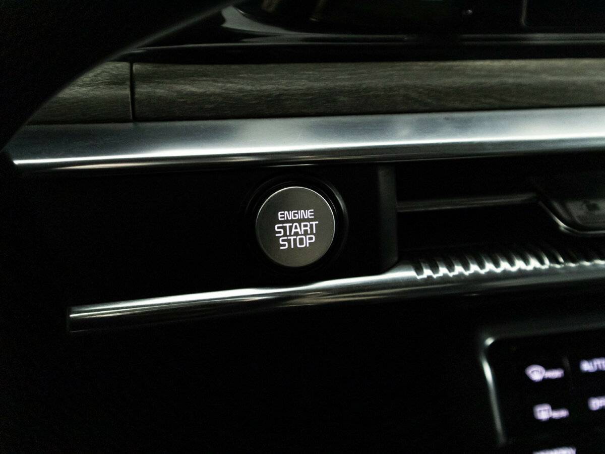 Купить Kia K5 с пробегом. Фото: #26