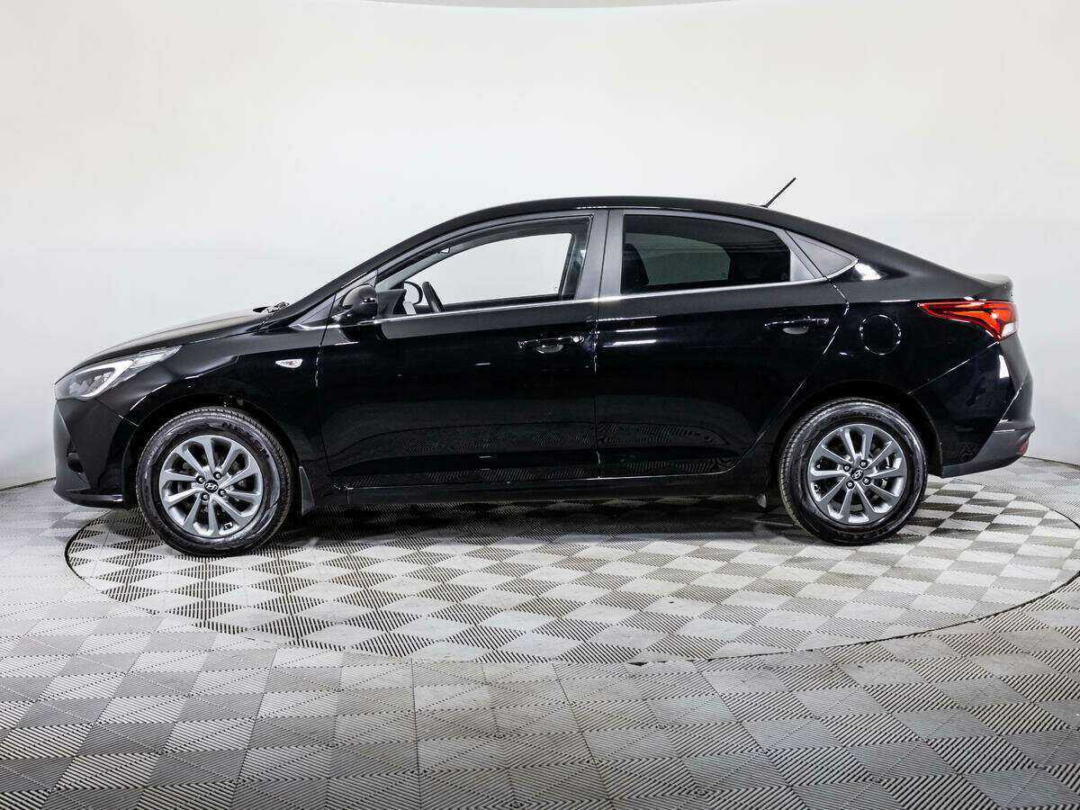 Купить Hyundai Solaris с пробегом. Фото: #7