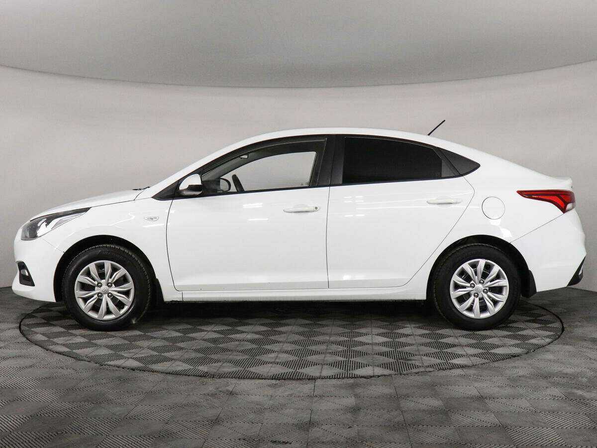 Купить Hyundai Solaris с пробегом. Фото: #6