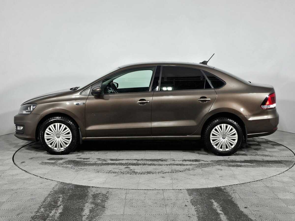 Купить Volkswagen Polo с пробегом. Фото: #3