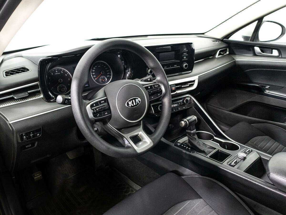 Купить Kia K5 с пробегом. Фото: #12