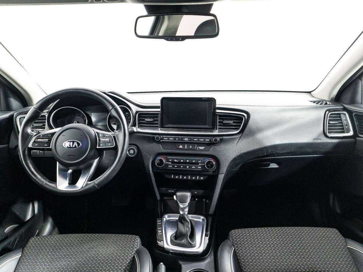 Купить Kia Ceed с пробегом. Фото: #12