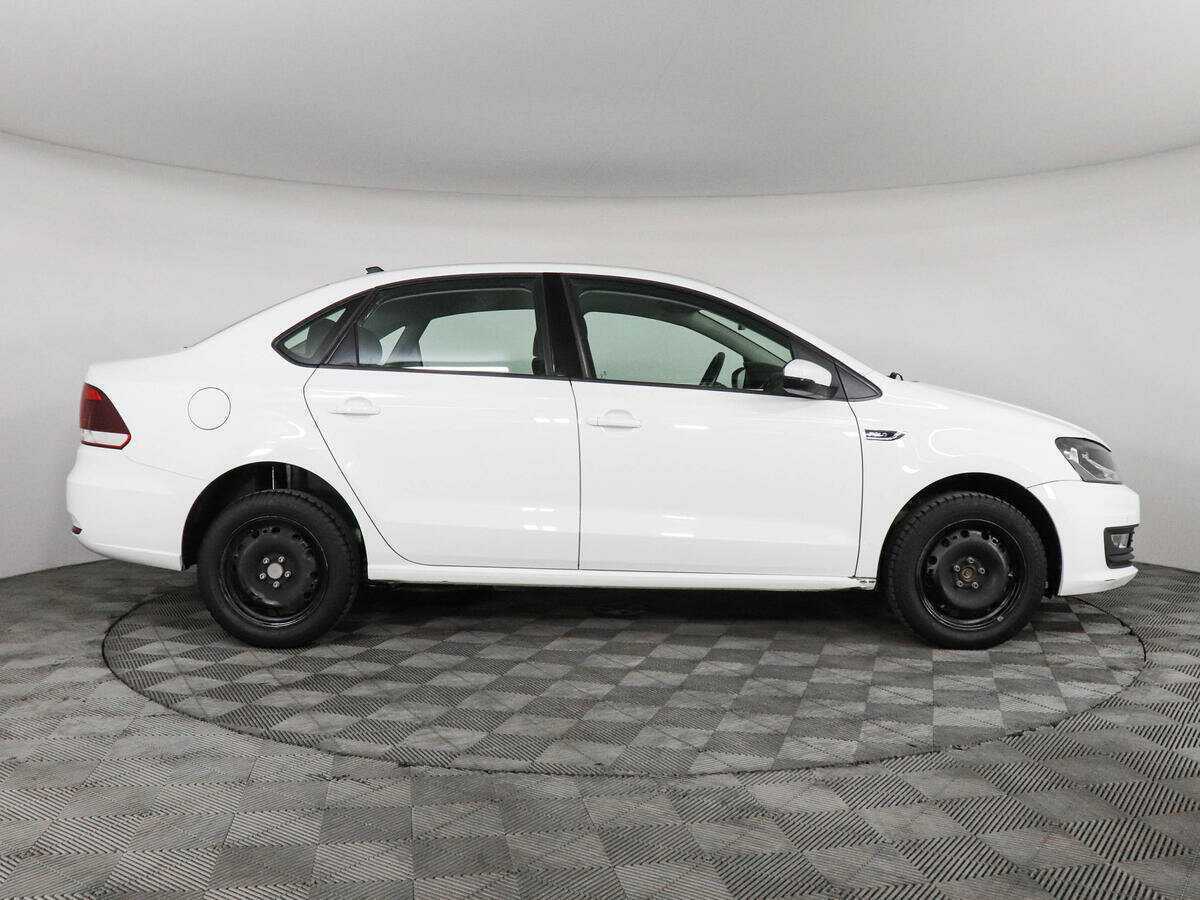 Купить Volkswagen Polo с пробегом. Фото: #3