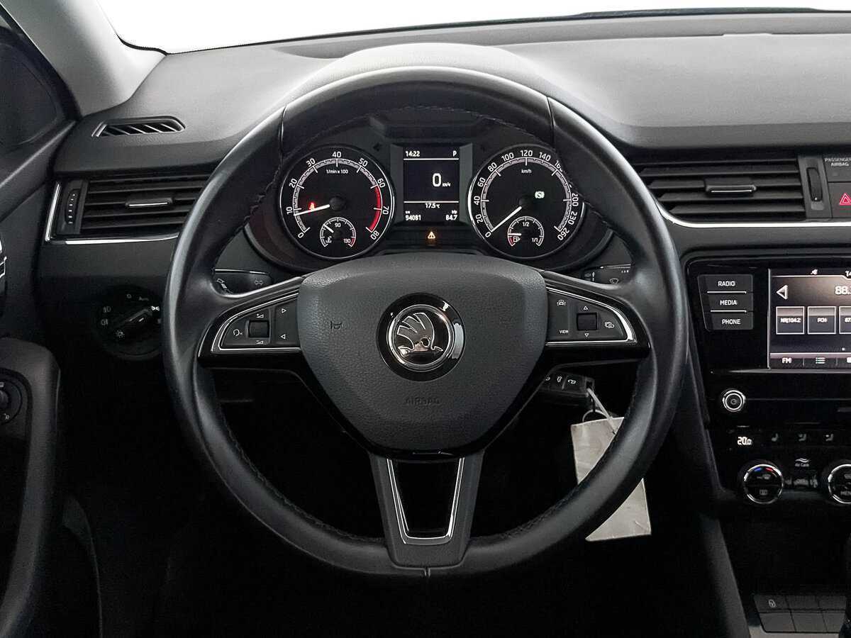 Купить Skoda Octavia с пробегом. Фото: #21